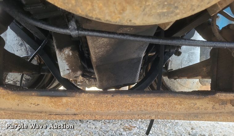 image for item MI9967 1978 GMC   Brigadier  grain truck