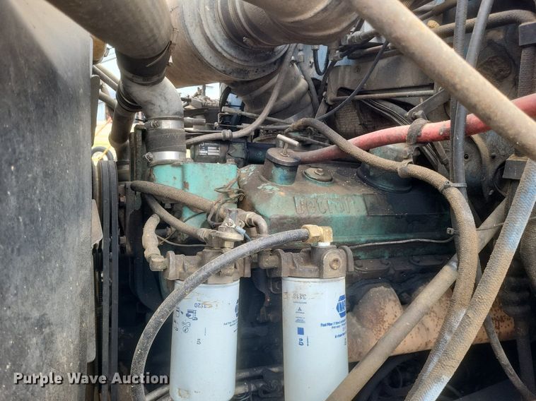 image for item MI9967 1978 GMC   Brigadier  grain truck