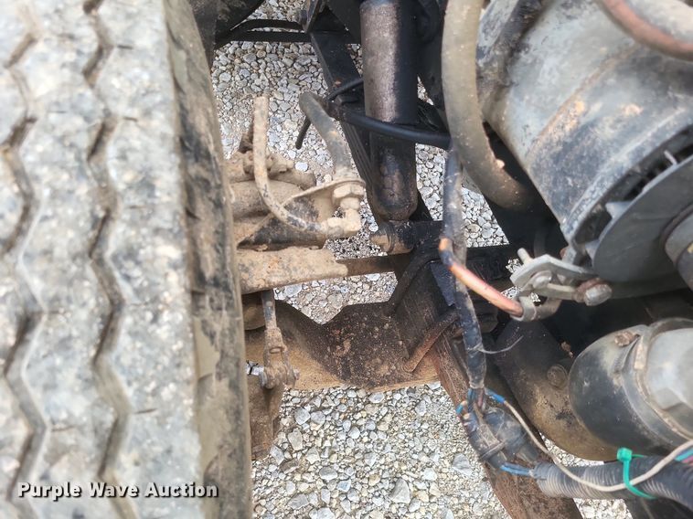 image for item MI9967 1978 GMC   Brigadier  grain truck