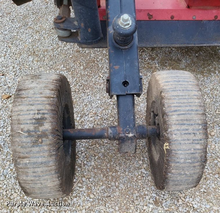 image for item MI9968 2004 Bushhog   2615 Legend  batwing rotary mower