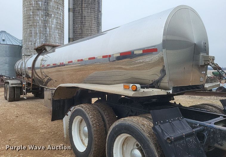 image for item MI9969 1977 Brenner Transport  tank trailer