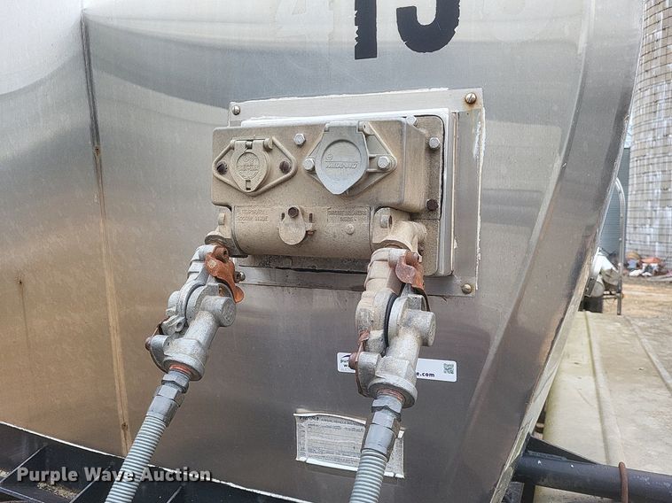 image for item MI9969 1977 Brenner Transport  tank trailer