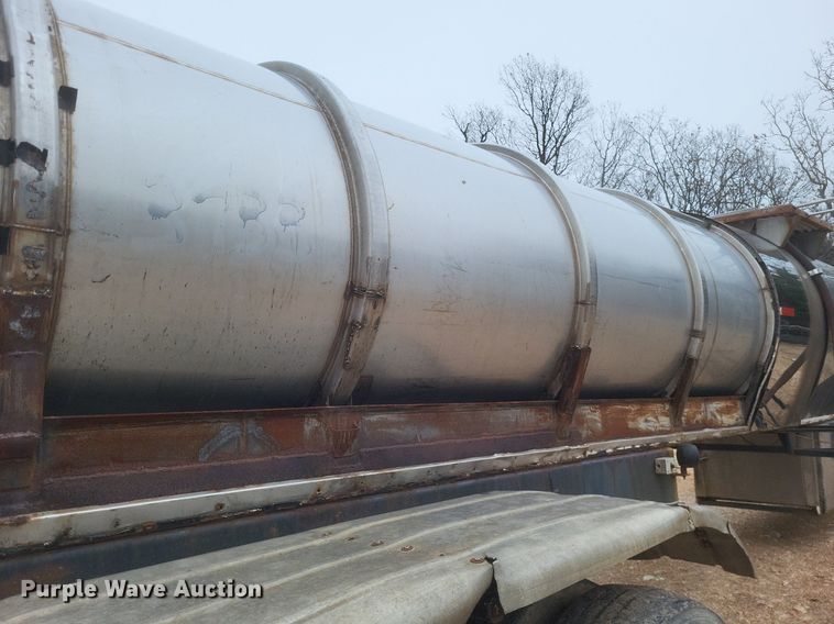 image for item MI9969 1977 Brenner Transport  tank trailer