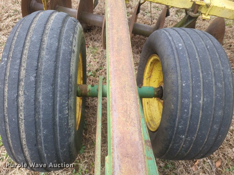 image for item MI9971 John Deere   T0230  double off-set disk