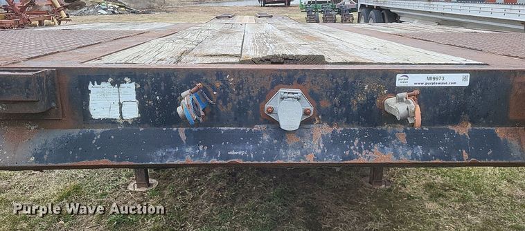 image for item MI9973 1999 West Wind drop deck trailer