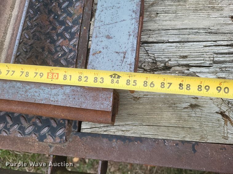 image for item MI9973 1999 West Wind drop deck trailer