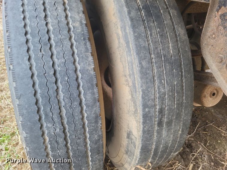 image for item MI9974 1990 Timpte  Hopper Bottom  grain trailer