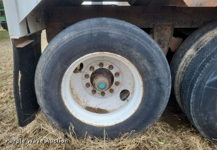 image for item MI9974 1990 Timpte  Hopper Bottom  grain trailer