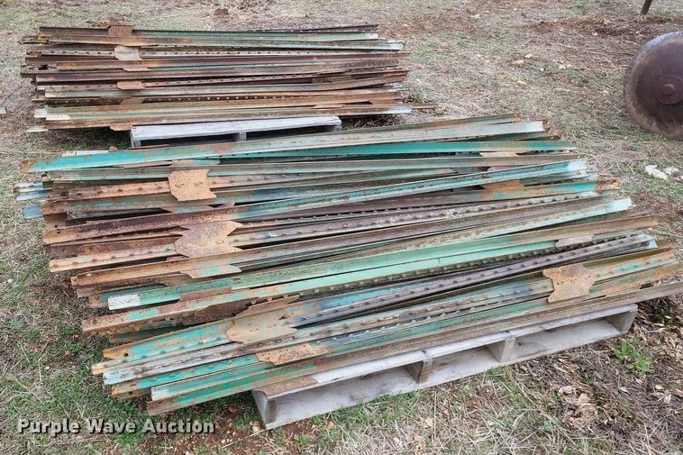 image for item MI9976 Livestock equipment