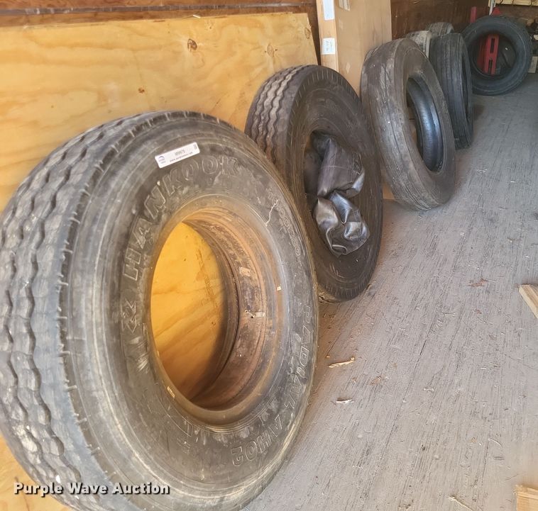 image for item MI9978 Tires