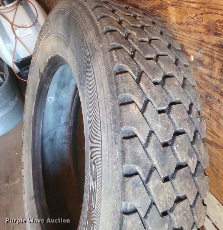 image for item MI9978 Tires