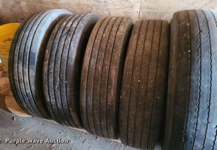 image for item MI9978 Tires