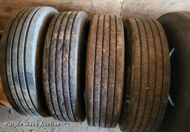 image for item MI9978 Tires