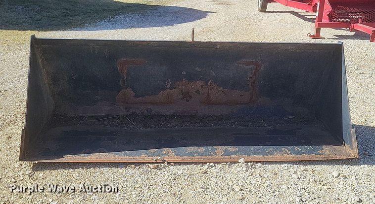 image for item MI9979 8' W bucket