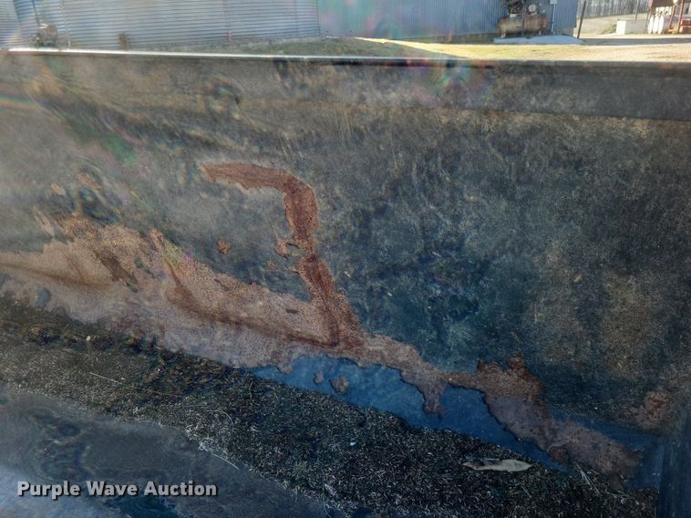 image for item MI9979 8' W bucket