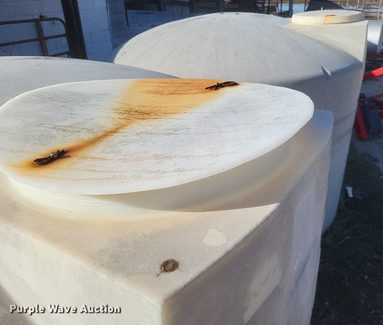 image for item MI9983 Poly tanks