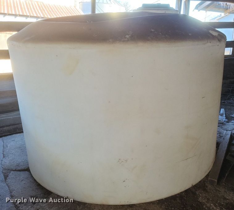 image for item MI9983 Poly tanks