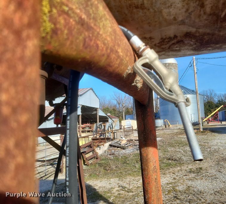 image for item MI9984 Fuel tanks