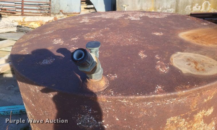 image for item MI9984 Fuel tanks