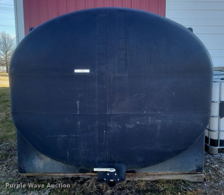 image for item MI9985 Poly tank