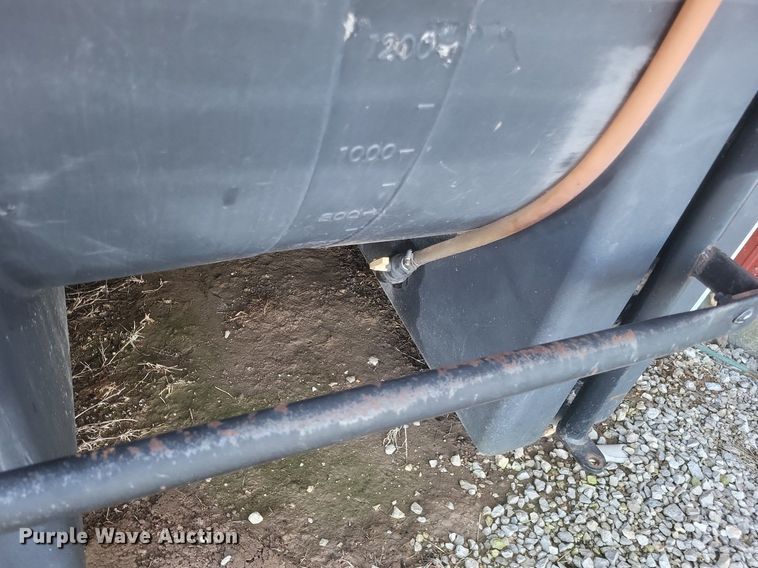 image for item MI9985 Poly tank