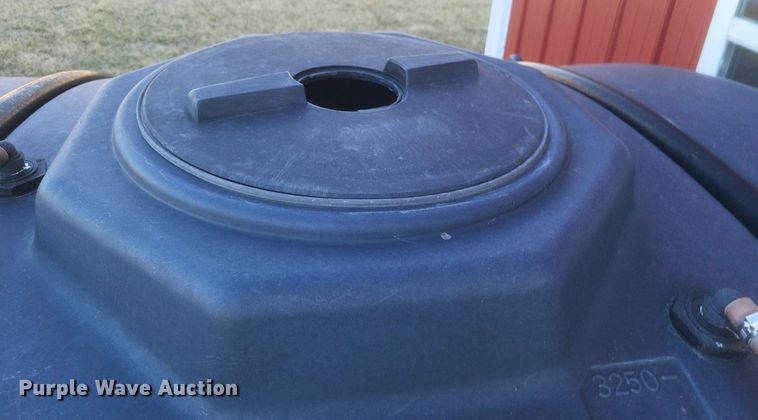 image for item MI9985 Poly tank