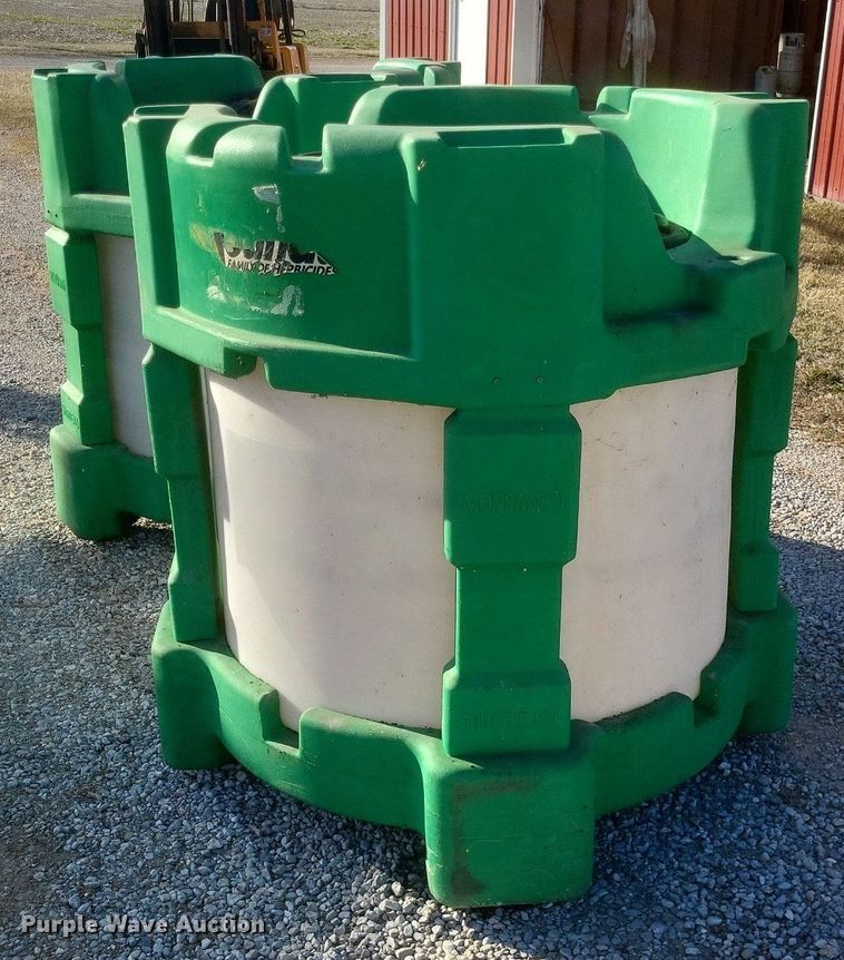 image for item MI9986 (2) poly shuttle tanks