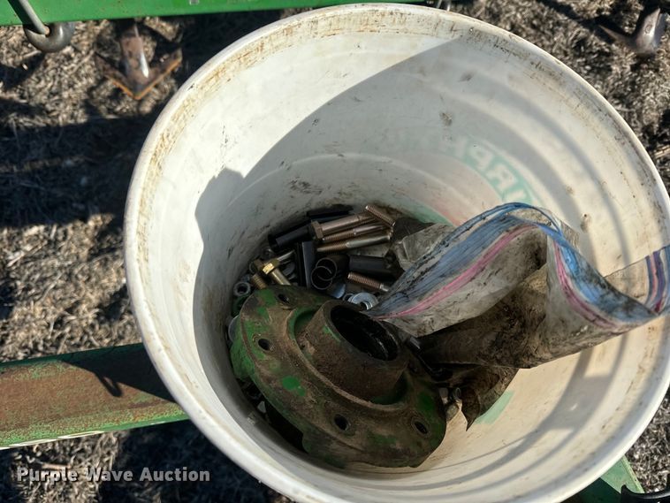 image for item NF9388 John Deere field cultivator