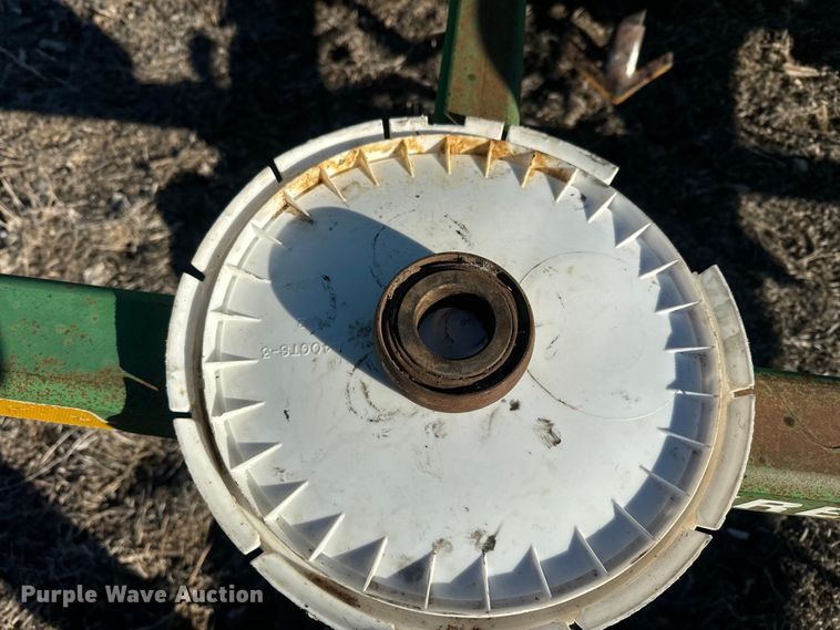 image for item NF9388 John Deere field cultivator