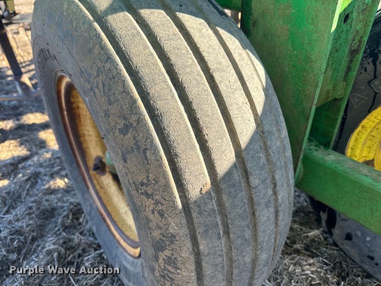 image for item NF9388 John Deere field cultivator