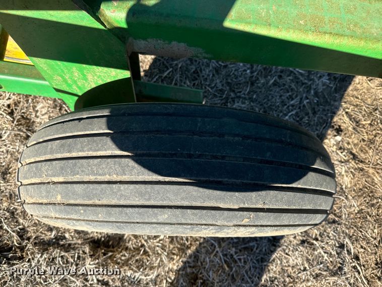 image for item NF9388 John Deere field cultivator