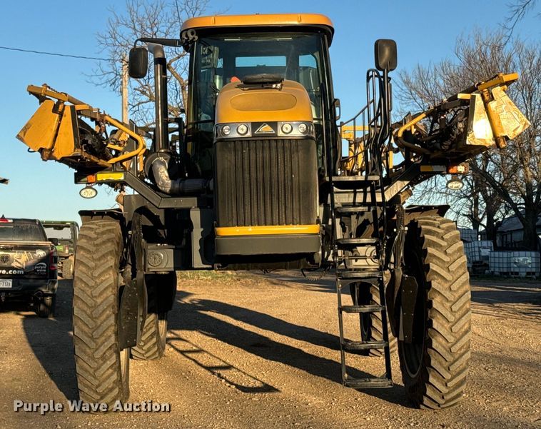 image for item NF9422 2012 Rogator RG1100 sprayer