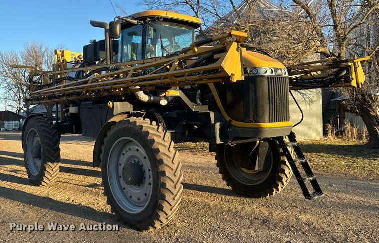 image for item NF9422 2012 Rogator RG1100 sprayer