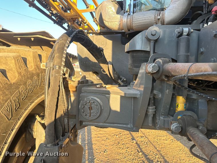 image for item NF9422 2012 Rogator RG1100 sprayer