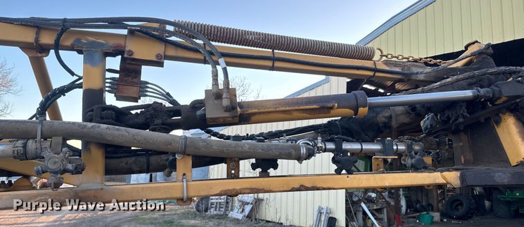 image for item NF9422 2012 Rogator RG1100 sprayer