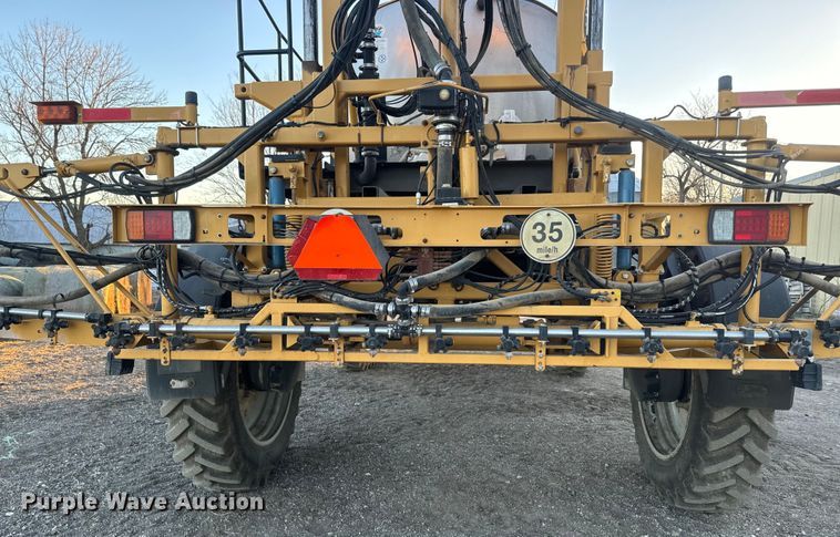 image for item NF9422 2012 Rogator RG1100 sprayer