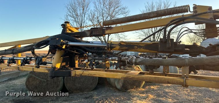 image for item NF9422 2012 Rogator RG1100 sprayer