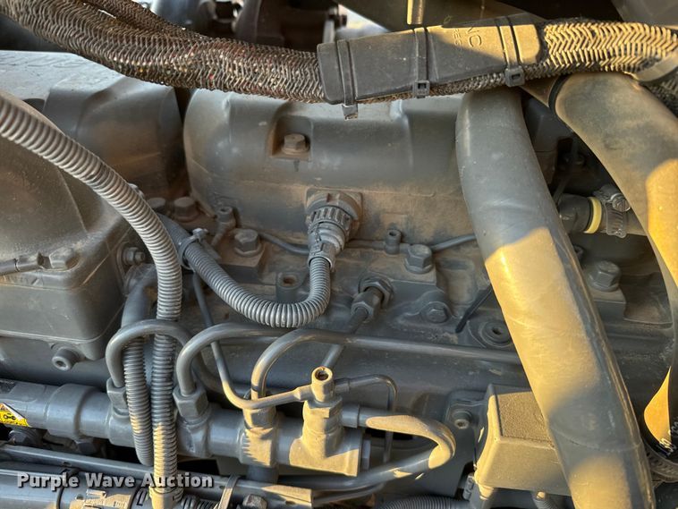 image for item NF9422 2012 Rogator RG1100 sprayer