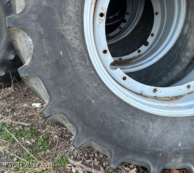 image for item NF9422 2012 Rogator RG1100 sprayer