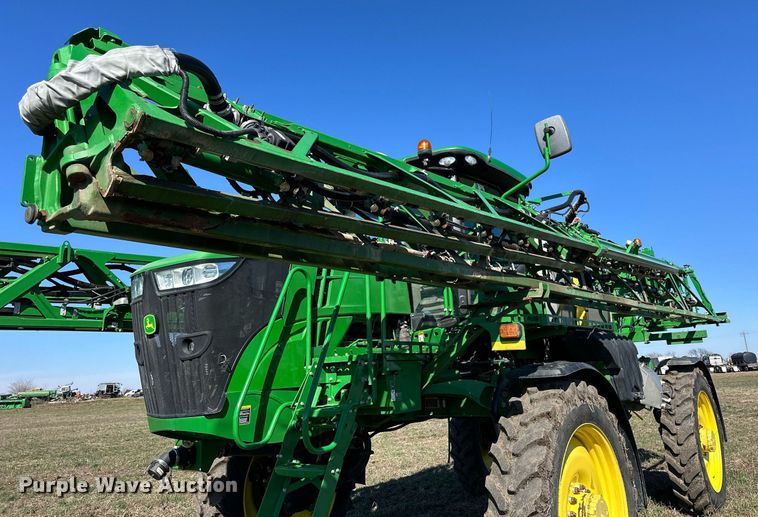 image for item NJ9349 2017 John Deere R4038 sprayer