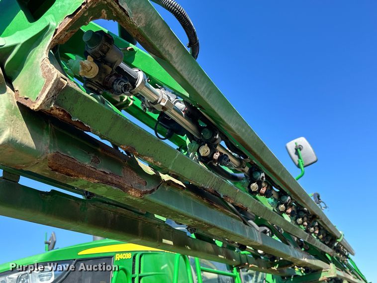 image for item NJ9349 2017 John Deere R4038 sprayer
