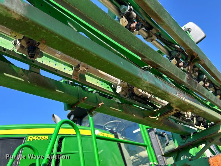 image for item NJ9349 2017 John Deere R4038 sprayer