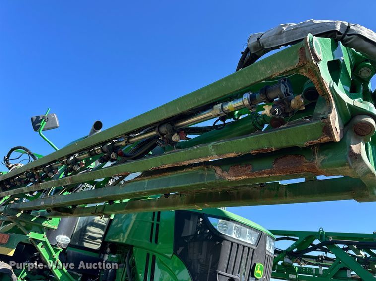 image for item NJ9349 2017 John Deere R4038 sprayer