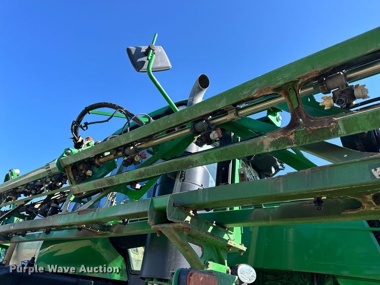 image for item NJ9349 2017 John Deere R4038 sprayer