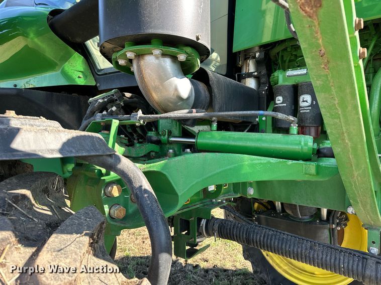 image for item NJ9349 2017 John Deere R4038 sprayer