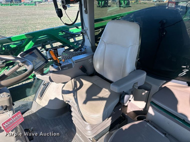 image for item NJ9349 2017 John Deere R4038 sprayer