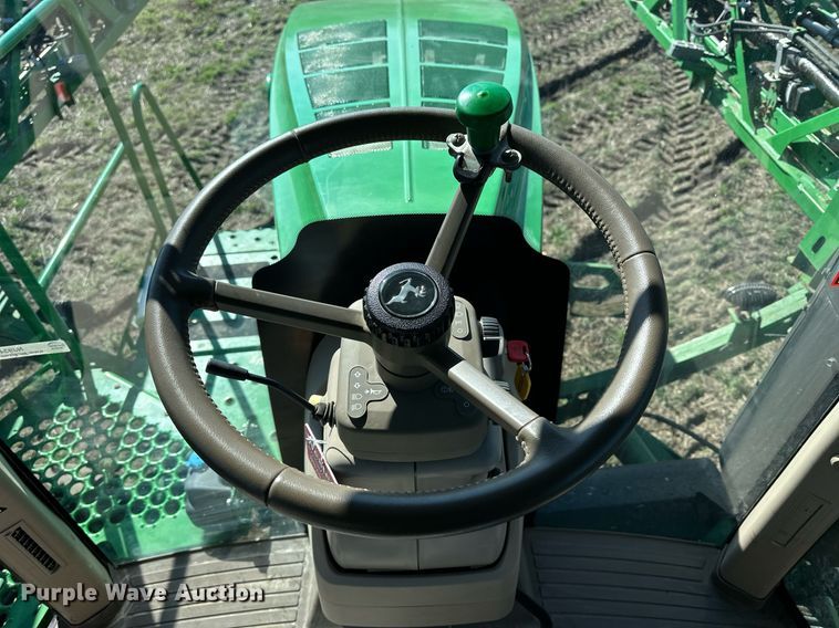 image for item NJ9349 2017 John Deere R4038 sprayer