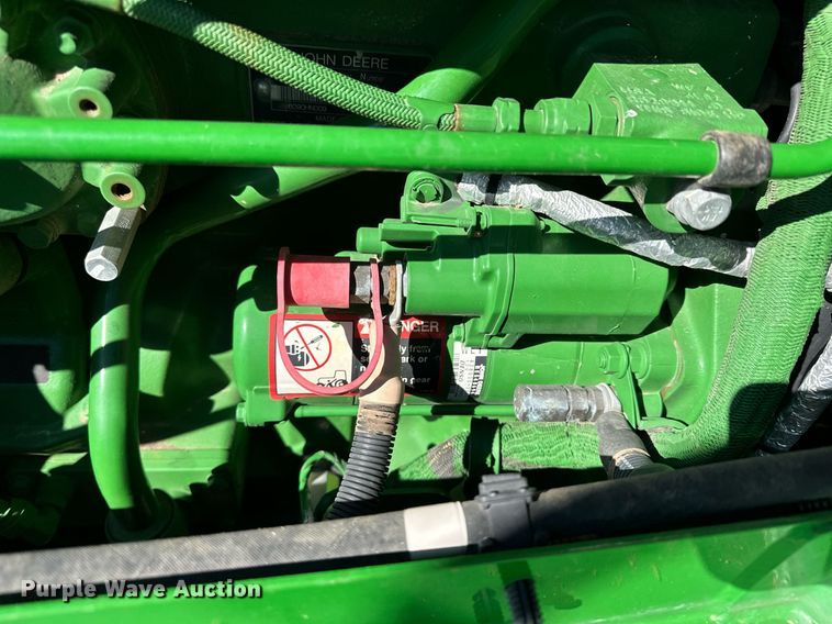 image for item NJ9349 2017 John Deere R4038 sprayer