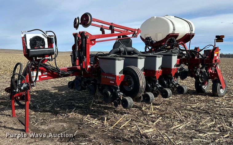 image for item NJ9351 Case IH Early Riser 1250 planter