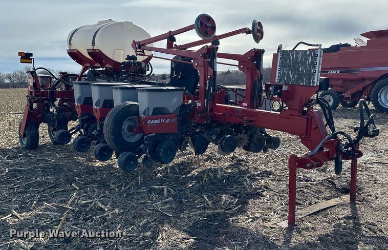 image for item NJ9351 Case IH Early Riser 1250 planter